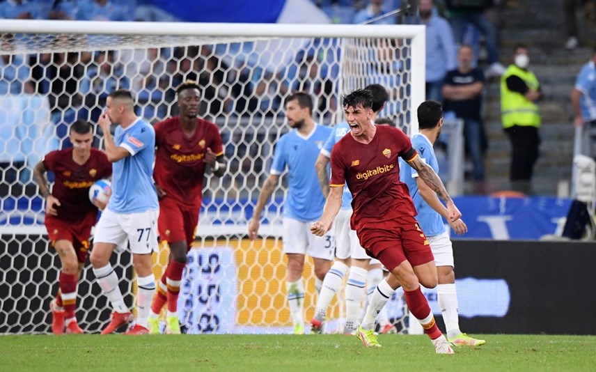 mourinho-nhan-the-v224ng-as-roma-thua-kich-t237nh-lazio-v236-nguoi-cu_2.jpg