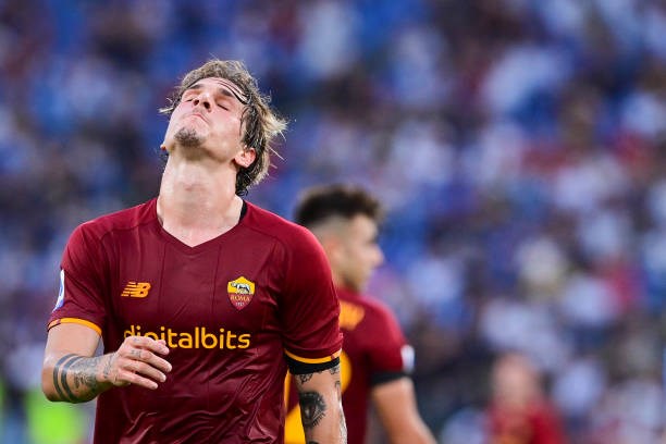 mourinho-nhan-the-v224ng-as-roma-thua-kich-t237nh-lazio-v236-nguoi-cu_3.jpg
