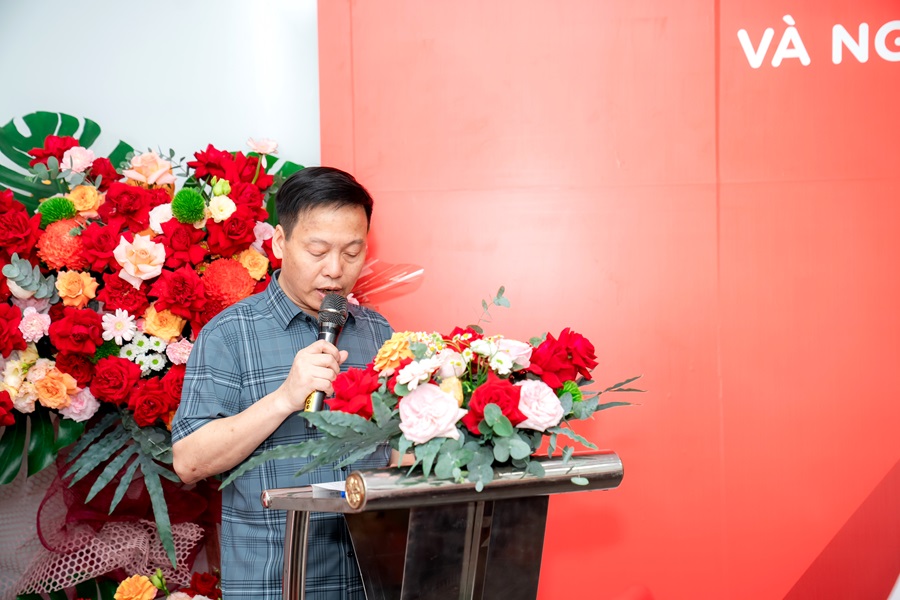 Ông Đàm Văn Giáp, Giám đốc Công ty TNHH Tập đoàn Quang Giáp, chủ đầu tư Phú Quý Golden Land phát biểu tại buổi lễ ký kết
