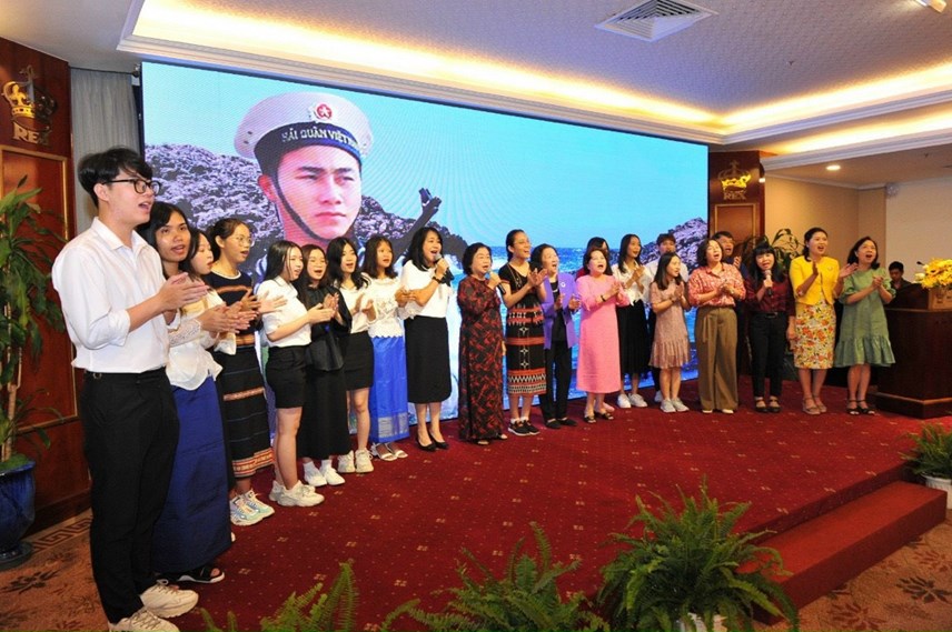 muoi-nam-39l234n-rung-xuong-bien39-gi250p-nguoi_1.jpg muoi-nam-39l234n-rung-xuong-bien39-gi250p-nguoi_1.jpg