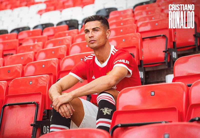 n243ng-tran-ronaldo-d225-ra-mat-mu-bruno-fernandes-an-253-chuyen-d225-phat_4.jpg