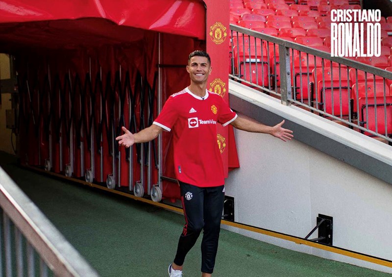 n243ng-tran-ronaldo-d225-ra-mat-mu-bruno-fernandes-an-253-chuyen-d225-phat_7.jpg