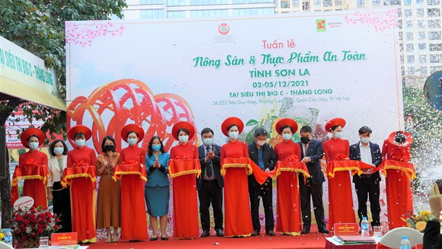 Nông sản và thực phẩm an toàn Sơn La lại về với dân Thủ đô