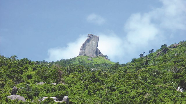 Núi Đá Bia