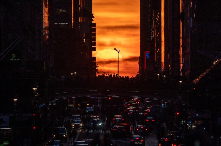 new-york-d243n-ch224o-canh-ho224ng-h244n-ruc-ro-manhattanhenge-dau-ti234n-cua-nam_1.jpg