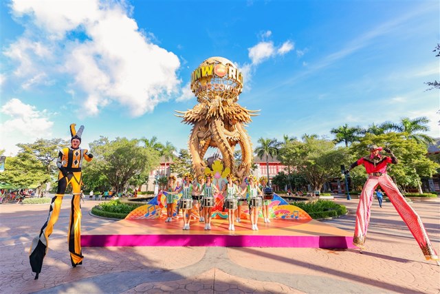 ng224n-trai-nghiem-th250-vi-tu-chuoi-su-kien-van-h243a-le-hoi-tai-sun-world-ha-long_2.jpg