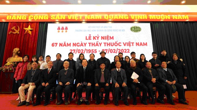 Ngày lễ của những người thầy thuốc trên giảng đường
