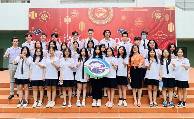 ng244i-truong-c243-nhieu-hoc-sinh-thi-vuot-cap-nhat-tp-h224-noi-m224-van-dat-th224nh-t237ch-xuat-sac-trong-c225c-k236-thi-hoc-sinh-gioi_1.jpg ng244i-truong-c243-nhieu-hoc-sinh-thi-vuot-cap-nhat-tp-h224-noi-m224-van-dat-th224nh-t237ch-xuat-sac-trong-c225c-k236-thi-hoc-sinh-gioi_1.jpg