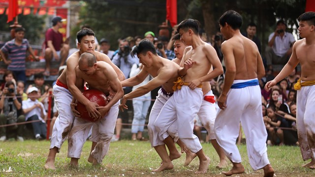 Ngăn chặn biến tướng của lễ hội truyền thống 