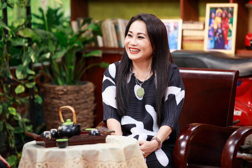 nghe-si-cai-luong-thanh-hang-39t244i-no-226n-t236nh-cua-kh225n-gia-nhieu-lam39_2.jpg