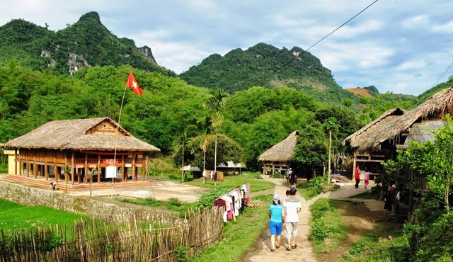 nghi-le-30-4-chua-biet-di-d226u-kh225m-ph225-4-dia-diem-du-lich-gia-d236nh-gan-h224-noi_8.jpg nghi-le-30-4-chua-biet-di-d226u-kh225m-ph225-4-dia-diem-du-lich-gia-d236nh-gan-h224-noi_8.jpg