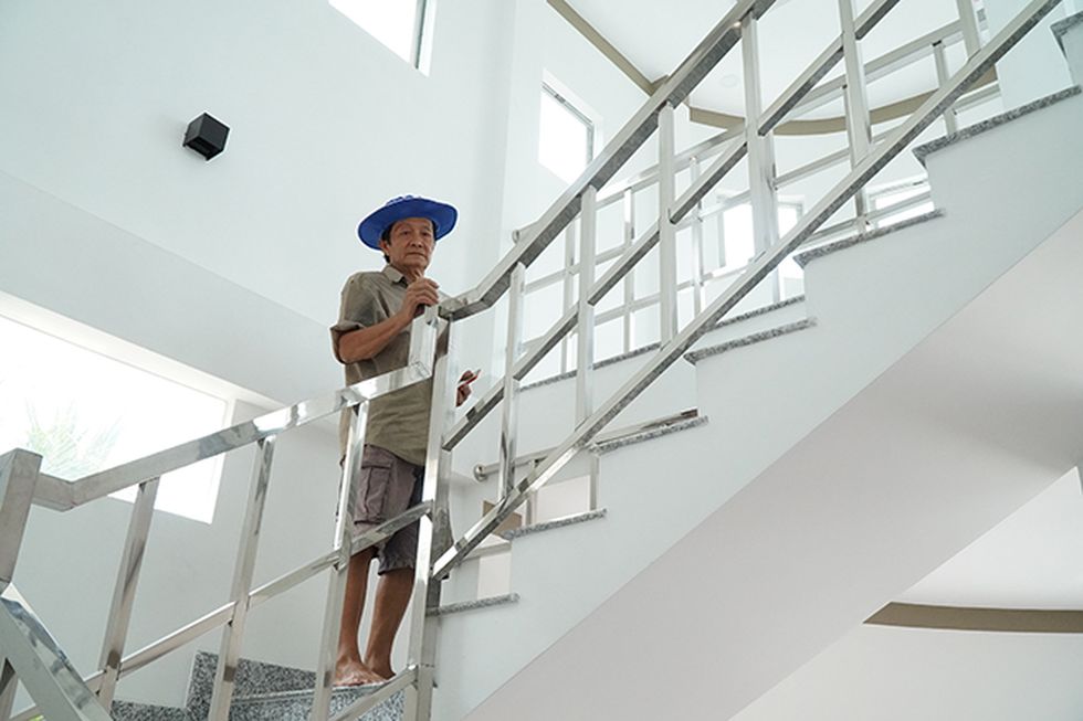 Ngôi nhà du thuyền 3 tầng 'độc nhất miền Tây' được lão nông bỏ 5 tỉ ra xây - ảnh 14