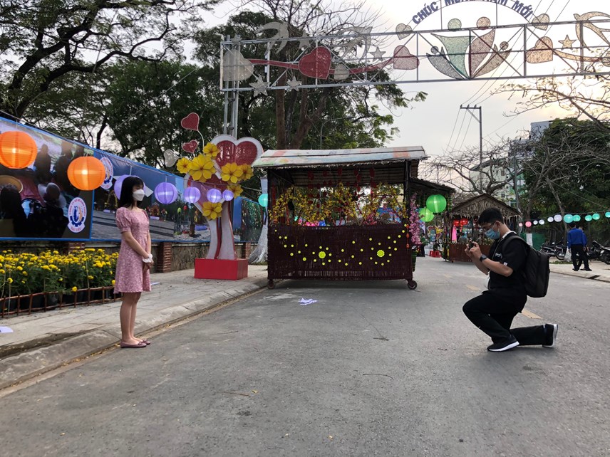 nguoi-d226n-bac-li234u-n244-nuc-di-check-in-duong-hoa-xu226n-nh226m-dan-2022-day-tho-mong_6.jpg nguoi-d226n-bac-li234u-n244-nuc-di-check-in-duong-hoa-xu226n-nh226m-dan-2022-day-tho-mong_6.jpg