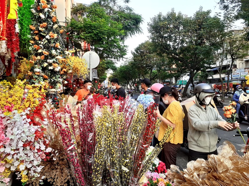 nguoi-d226n-tp-ho-ch237-minh-nhon-nhip-sam-tet_4.jpg nguoi-d226n-tp-ho-ch237-minh-nhon-nhip-sam-tet_4.jpg