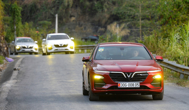 Người dùng đánh giá VinFast Lux A2.0: Nuôi xe 5 triệu/tháng, có điểm hơn cả Mercedes nhưng còn điểm trừ - Ảnh 15. Người dùng đánh giá VinFast Lux A2.0: Nuôi xe 5 triệu/tháng, có điểm hơn cả Mercedes nhưng còn điểm trừ - Ảnh 15.