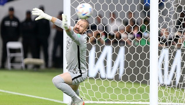 Người hâm mộ thích thú màn 'nhảy nhót' của thủ môn giúp Australia dự World Cup