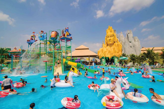 Người Sài Gòn có thể tắm nước biển vịnh Nha Trang - ảnh 2