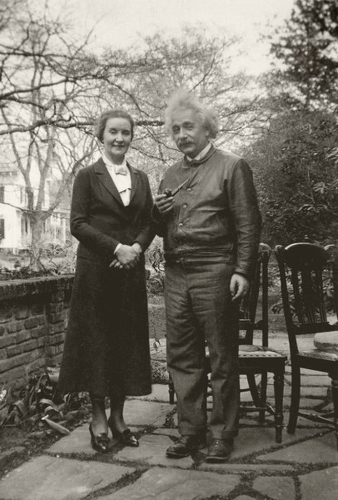Nhà bác học vĩ đại Einstein vướng bẫy tình của nữ điệp viên Nga - ảnh 3