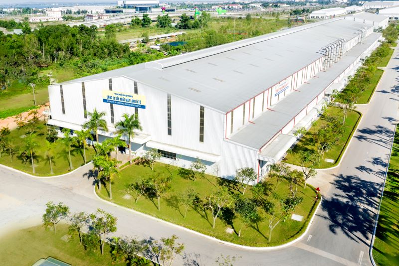 Nhà máy Sản xuất Máy lạnh THACO được đưa vào hoạt động từ năm 2017, với diện tích 2.800m2 Nhà máy Sản xuất Máy lạnh THACO được đưa vào hoạt động từ năm 2017, với diện tích 2.800m2