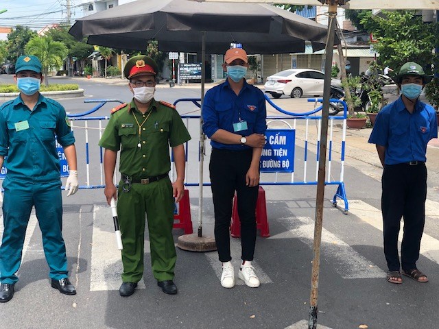 nha-trang-xu-phat-nghi234m-nhung-nguoi-vi-pham-chi-thi-16_1.jpg