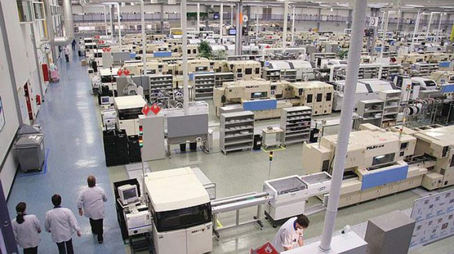 Nhà tỷ phú kiếm tiền để mang cho và dấu ấn Nơi làm việc tốt nhất châu Á ở Việt Nam - Ảnh 3. Nhà tỷ phú kiếm tiền để mang cho và dấu ấn Nơi làm việc tốt nhất châu Á ở Việt Nam - Ảnh 3.