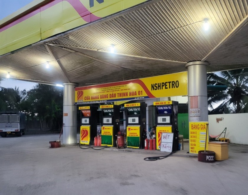 nhieu-cua-h224ng-kinh-doanh-xang-dau-mien-t226y-lai-tiep-tuc-39het-xang39_2.jpg nhieu-cua-h224ng-kinh-doanh-xang-dau-mien-t226y-lai-tiep-tuc-39het-xang39_2.jpg
