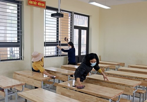 nhieu-hoc-sinh-khoi-9-cua-h224-noi-h226n-hoan-toi-truong_1.jpg