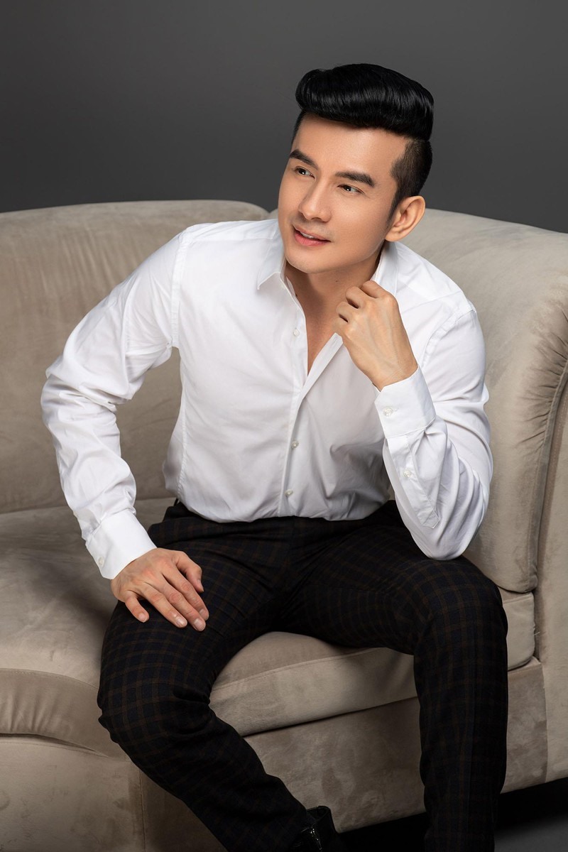 Đan Trường cho biết, anh và vợ cũ sẽ cùng chia sẻ nuôi dạy con. Ảnh: NVCC