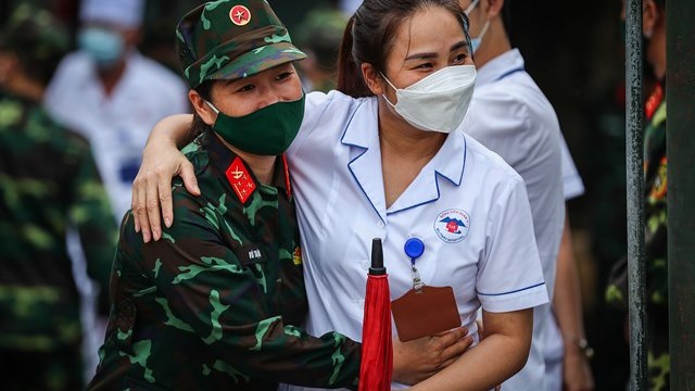 Những 'bóng hồng' quả cảm