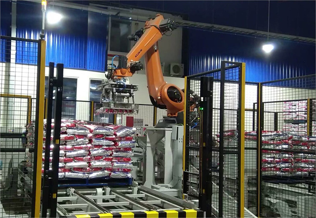Những lợi ích tuyệt vời khi áp dụng robot Pallet vào dây chuyền sản xuất - Ảnh 2. Những lợi ích tuyệt vời khi áp dụng robot Pallet vào dây chuyền sản xuất - Ảnh 2.