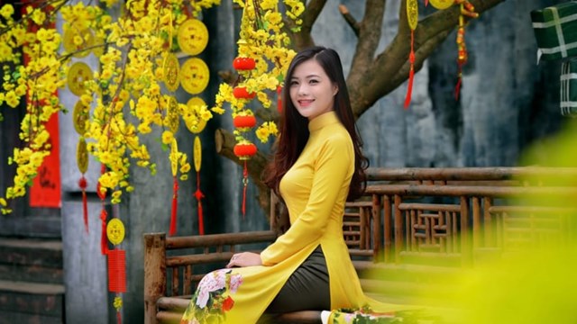 Những người đưa câu chuyện văn hoá lên tà áo dài Việt Nam