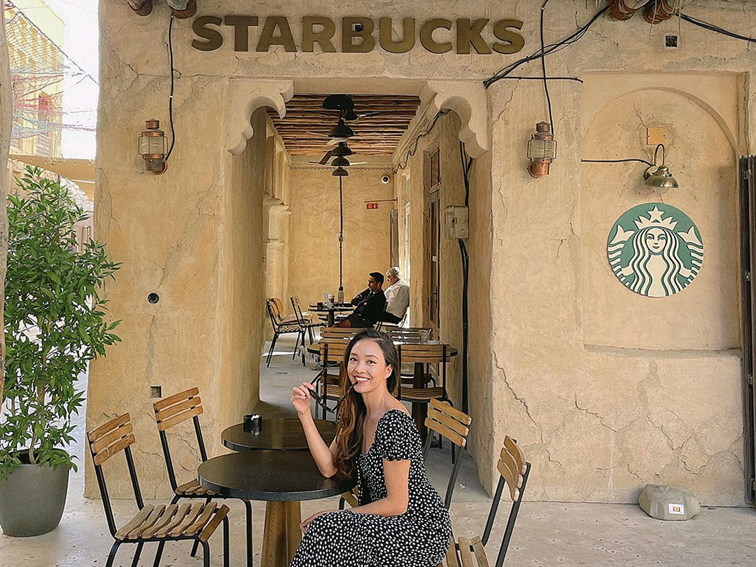 Những người Việt uống Starbucks 'độc lạ' Al Seef ở xứ nhà giàu Dubai