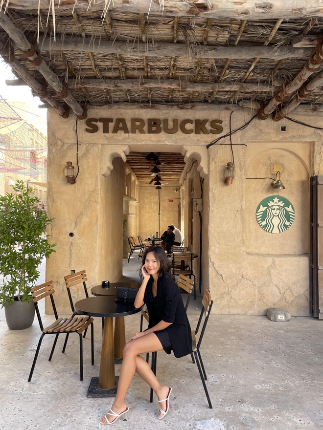 Những người Việt uống Starbucks 'độc lạ' Al Seef ở xứ nhà giàu Dubai - ảnh 2