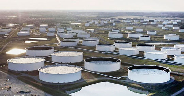 Nikkei: Lượng dự trữ dầu còn quá nhỏ để các nước liên tục xả kho nhằm bình ổn giá