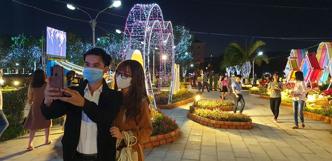 Ninh Thuận khai mạc Vườn hoa xuân Tân Sửu 2021 - ảnh 3