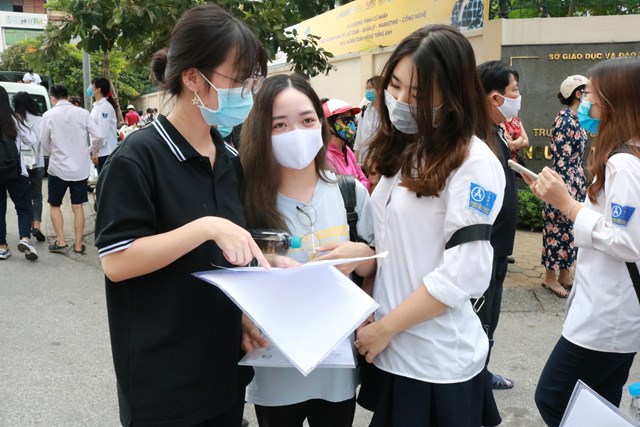 no-ro-20-phuong-thuc-x233t-tuyen-dai-hoc-lieu-c243-tang-th237-sinh-ao_2.jpg