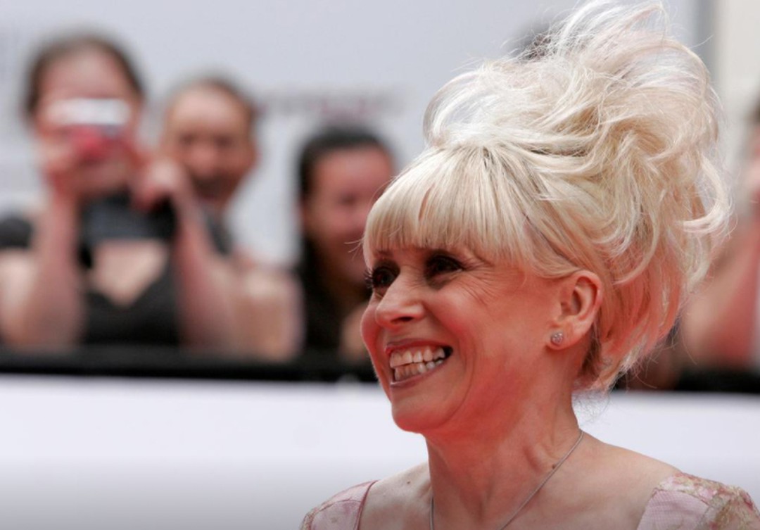 Nữ diễn viên Anh Barbara Windsor qua đời ở tuổi 83