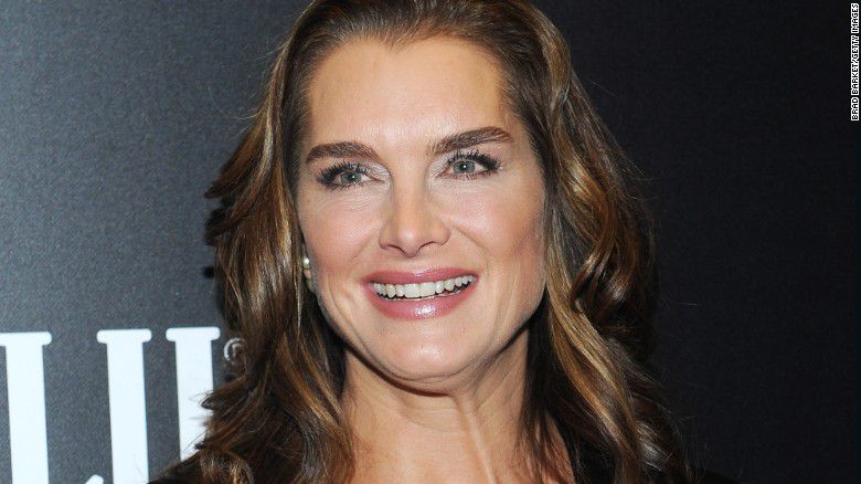 Nữ diễn viên Brooke Shields chia sẻ vụ tai nạn 'kinh hoàng' 