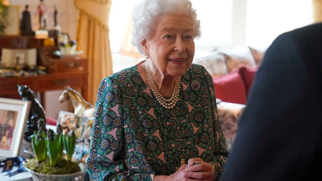 Nữ hoàng Anh Elizabeth II mắc Covid-19
