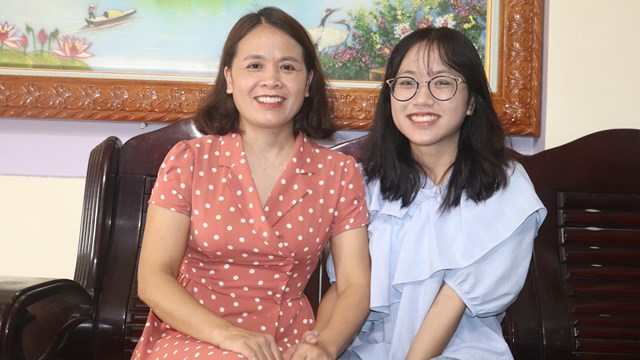 Nữ sinh chuyên Toán Lam Sơn giành học bổng toàn phần trường đại học top đầu thế giới