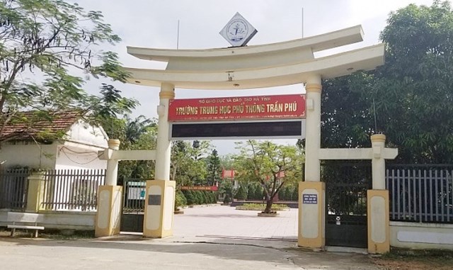 nu-sinh-diem-thi-khoi-a1-cao-nhat-h224-tinh-39chua-bao-gio-em-g242-b243-ban-th226n39_2.jpg