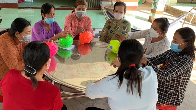 Nuôi heo đất tiết kiệm tham gia bảo hiểm xã hội tự nguyện