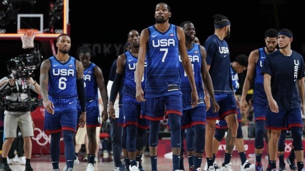 Olympic Tokyo 2020: Đội tuyển bóng rổ Mỹ thua trận đầu tiên từ 2004 