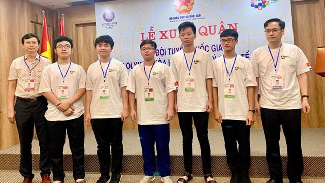 Olympic Vật lí quốc tế 2022: Việt Nam xếp thứ hạng cao với 3 HCV