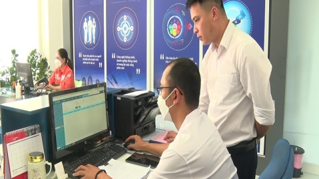 PC Ninh Bình tăng cường kiểm soát hóa đơn tiền điện tăng cao trong mùa nắng nóng