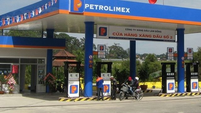 Petrolimex bất ngờ lỗ nặng