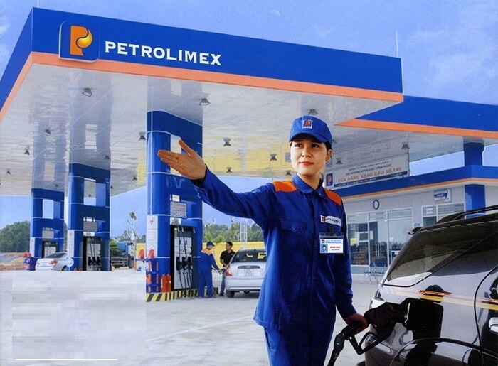 Petrolimex: Đồng hành cùng người dân cả nước trong khó khăn Petrolimex: Đồng hành cùng người dân cả nước trong khó khăn