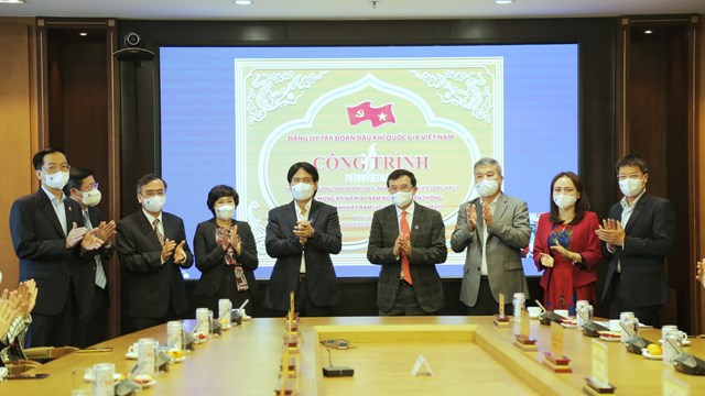 PetroVietNam công bố hoàn thành và gắn biển công trình tổ máy số 1 NMNĐ sông Hậu