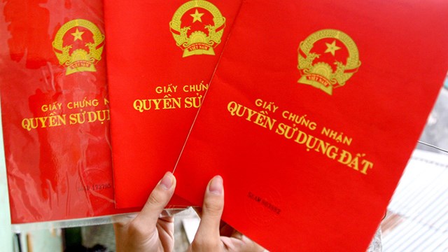 Phá 'điểm nghẽn' trong cấp sổ đỏ, Nam Định đồng ý ủy quyền cho Văn phòng đất đai