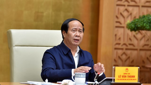 Phó Thủ tướng chỉ đạo các bộ ngành khắc phục tình trạng ùn tắc nông sản tại Lạng Sơn